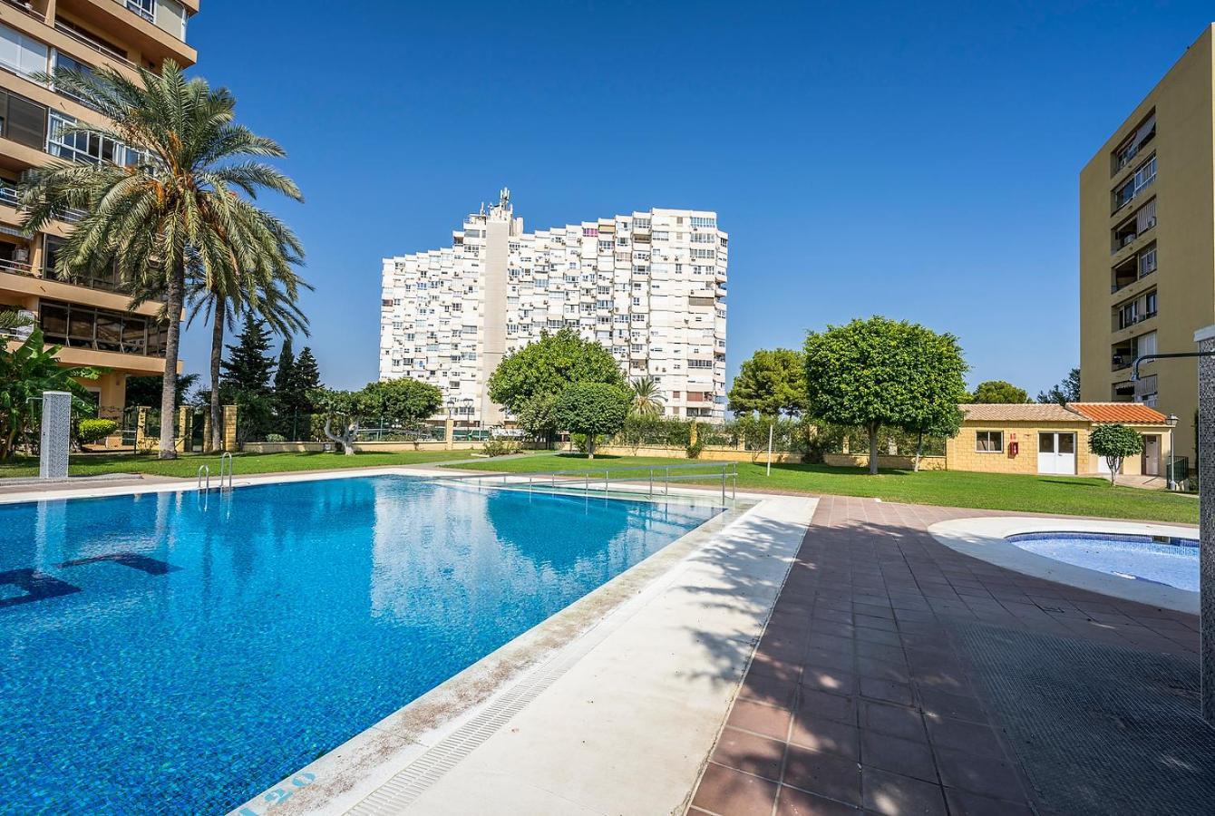Apto 1 Dormt En Urb. La Colina Torremolinos Bagian luar foto